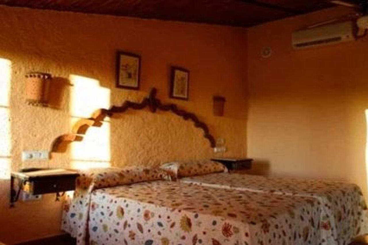Hotel Rural El Cortijo Ронда Стая снимка
